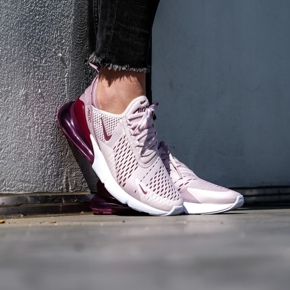 nike air max 270 womens casual